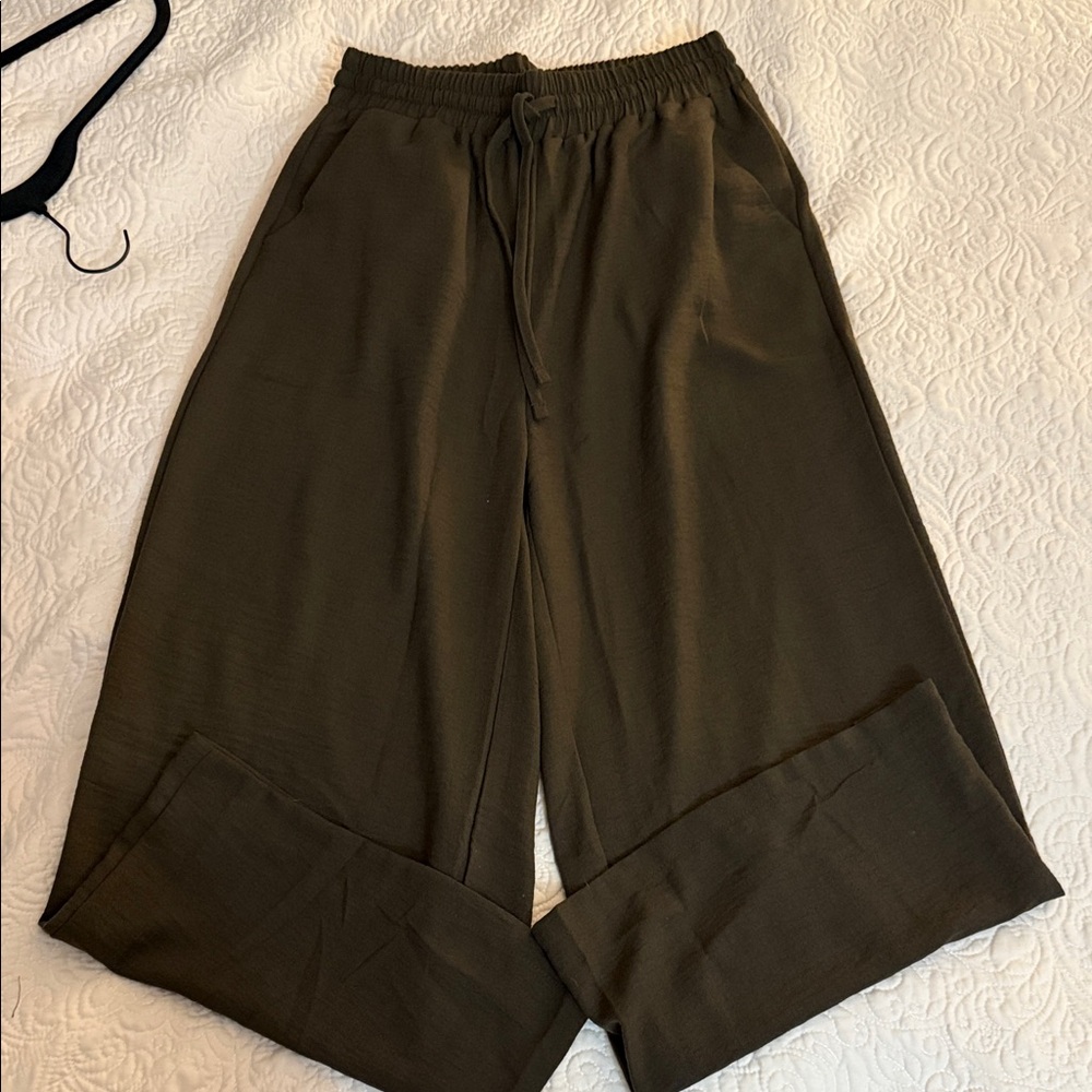 Zenana Outfitters Olive Wide Leg Pants